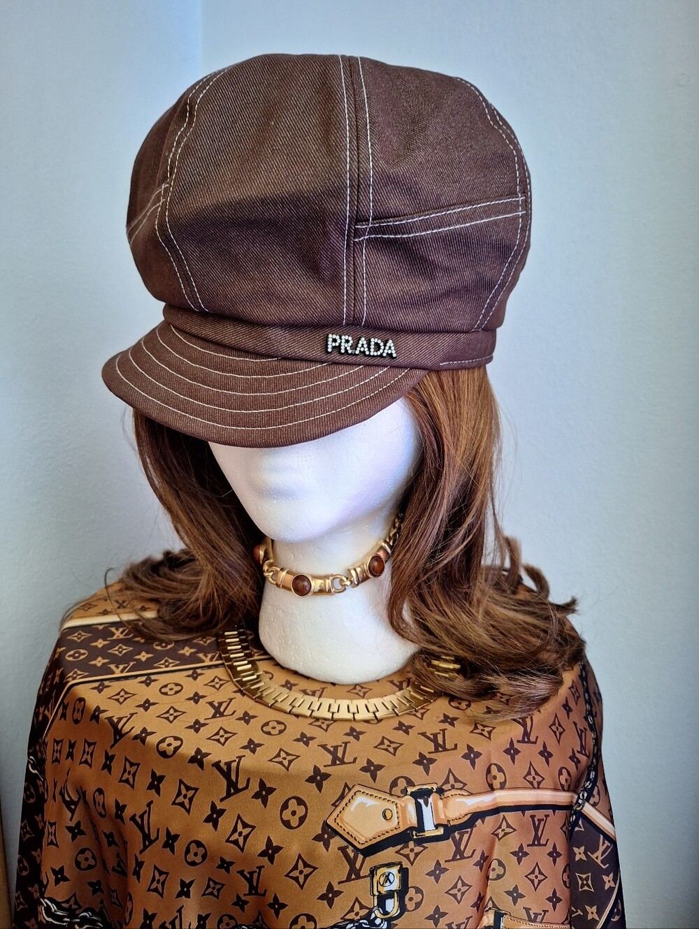 PRADA BROWN BERET HAT with CRYSTAL LETTER LOGO - Picture 6 of 12